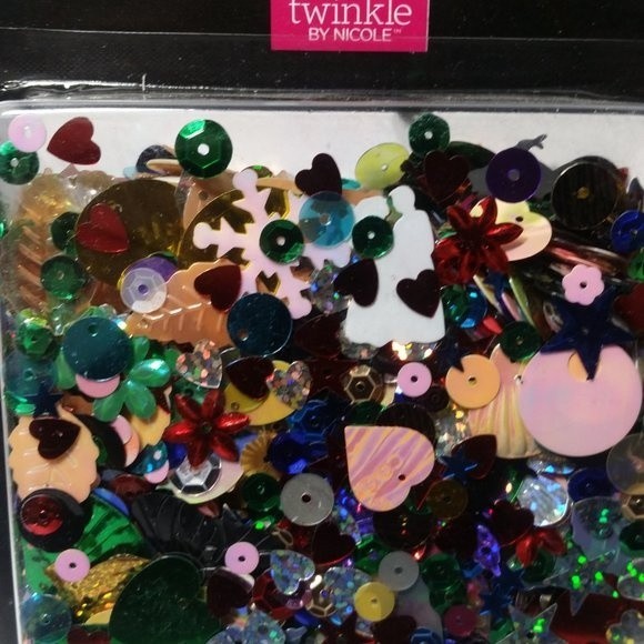 Sequins Hearts Stars Circle Shells - Picture 4 of 8